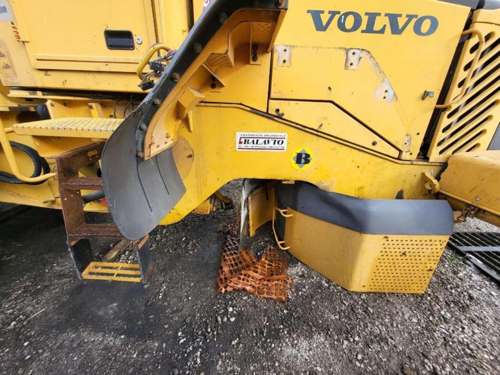 Volvo rear frame 11177800 for Volvo L110E, L120E Photo 4