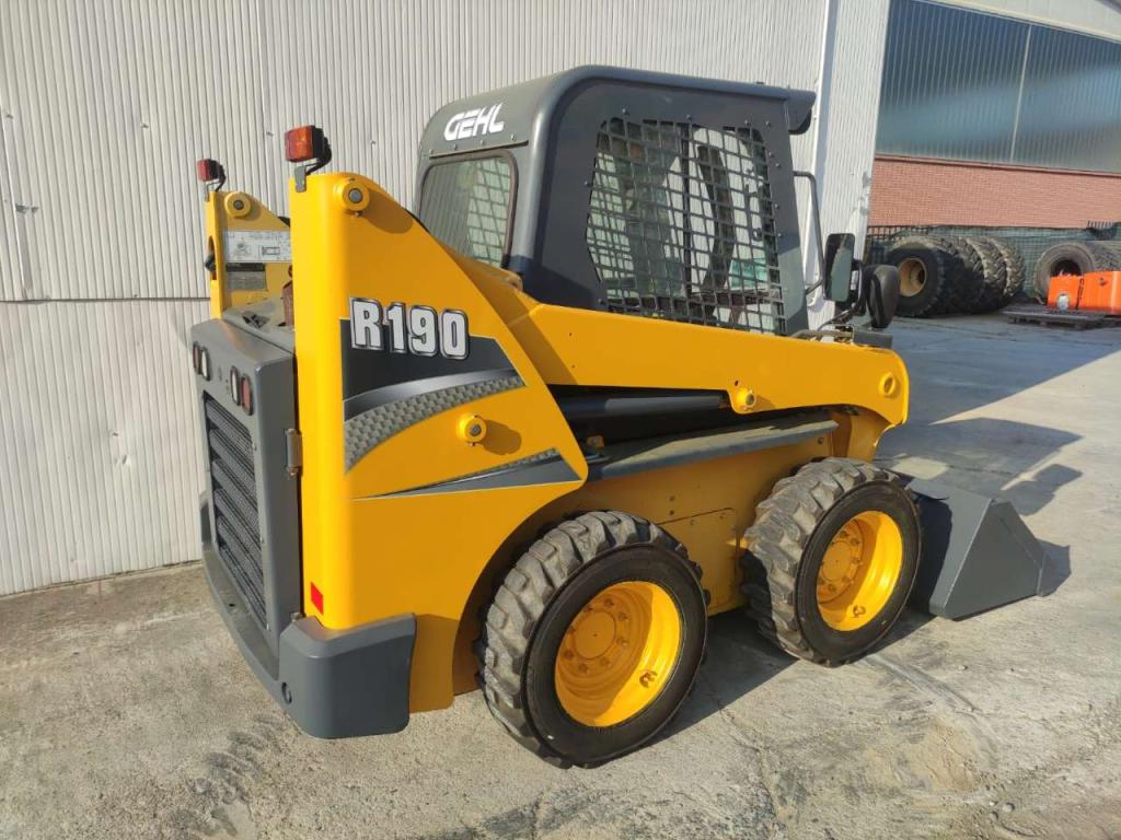 Gehl R190 Photo 2