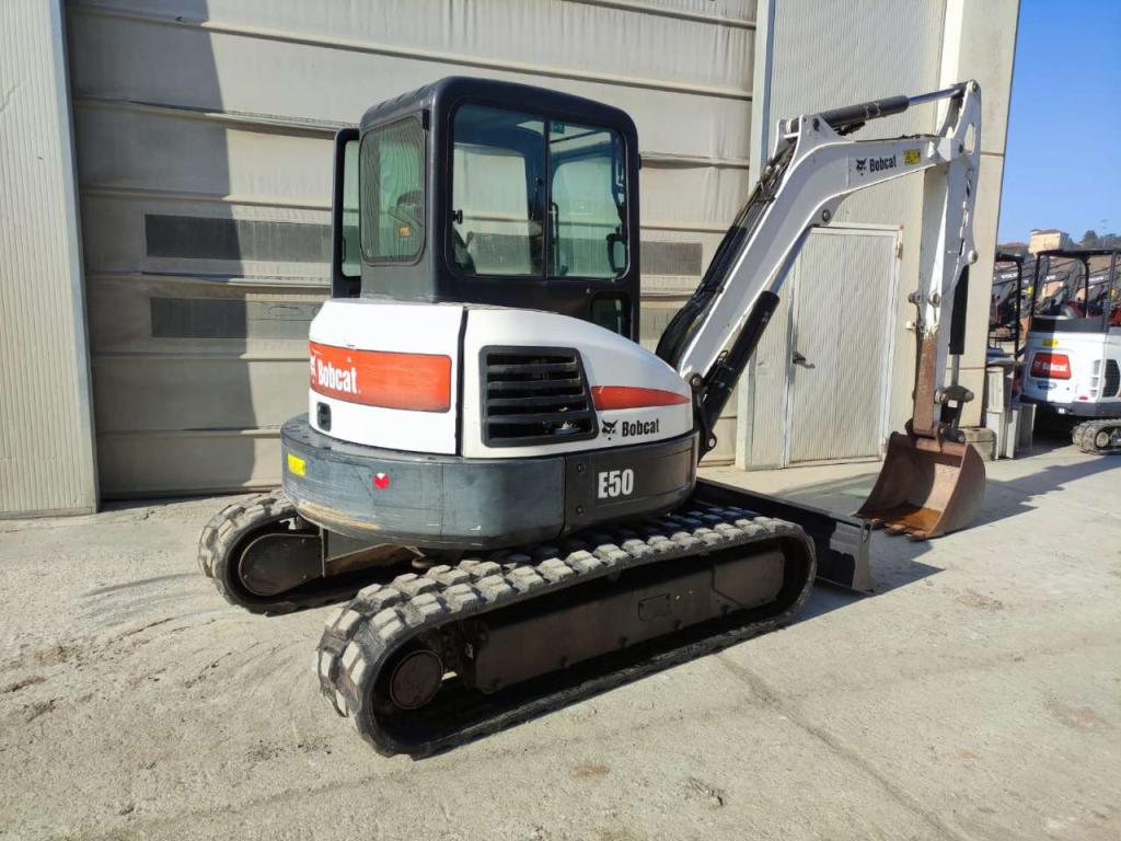 Bobcat E50EM Photo 4
