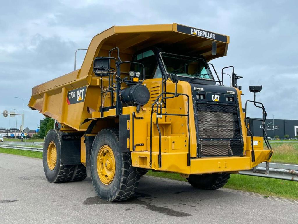 Caterpillar 770G Photo 8