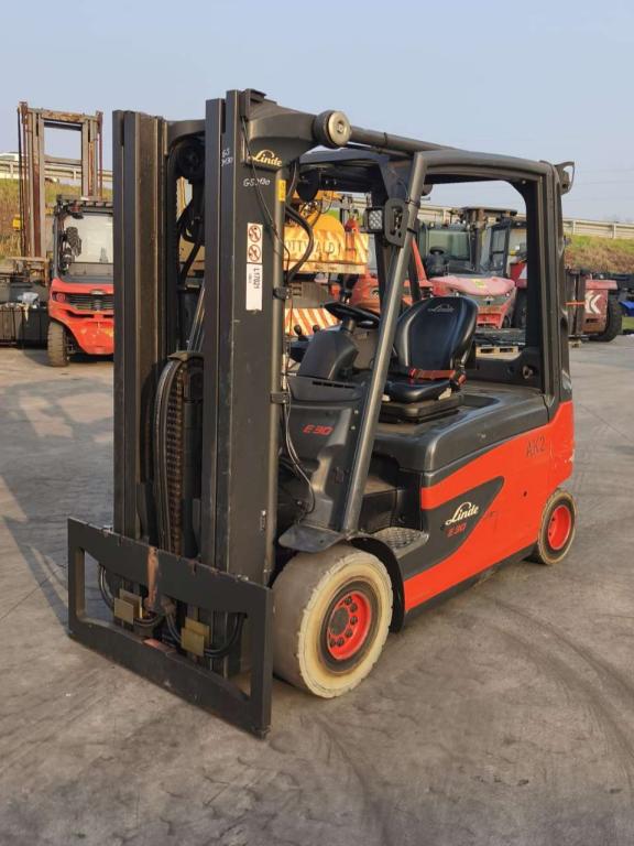 Linde E30L-01 Photo 1