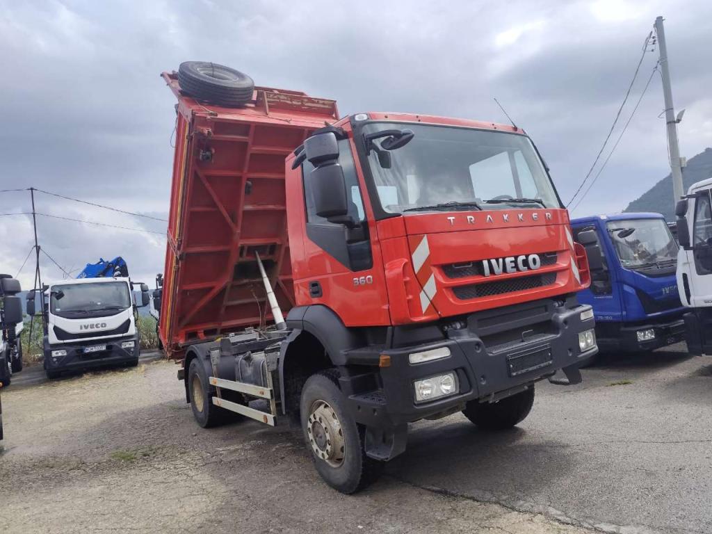 Iveco TRAKKER 190T36 Photo 21