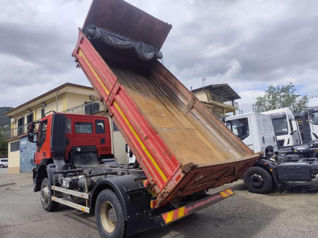 Iveco TRAKKER 190T36 Photo 4