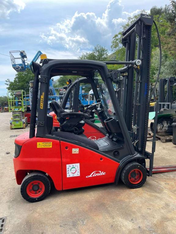 Linde H20D Photo 10