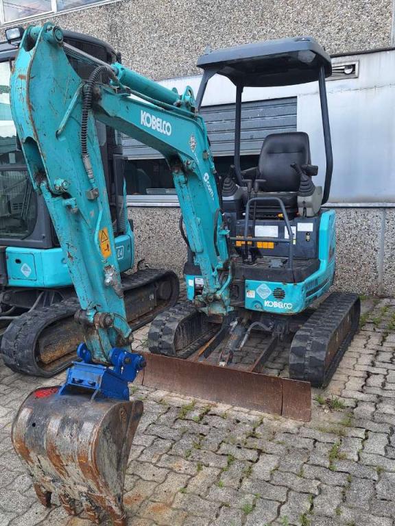 Kobelco SK17 Photo 1