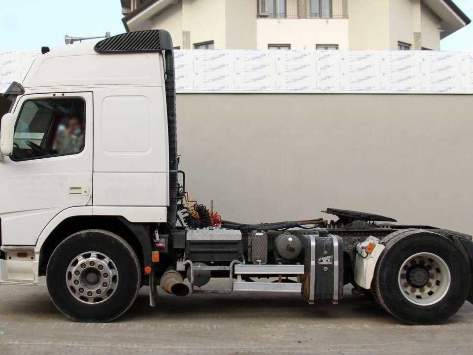 Volvo FM12 Photo 2