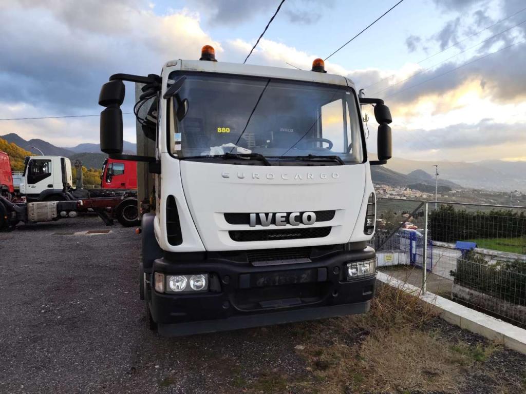Iveco EUROCARGO 180E25K Photo 19