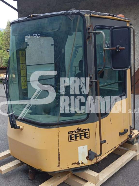 Cabine pour Komatsu serie 3 Photo 1
