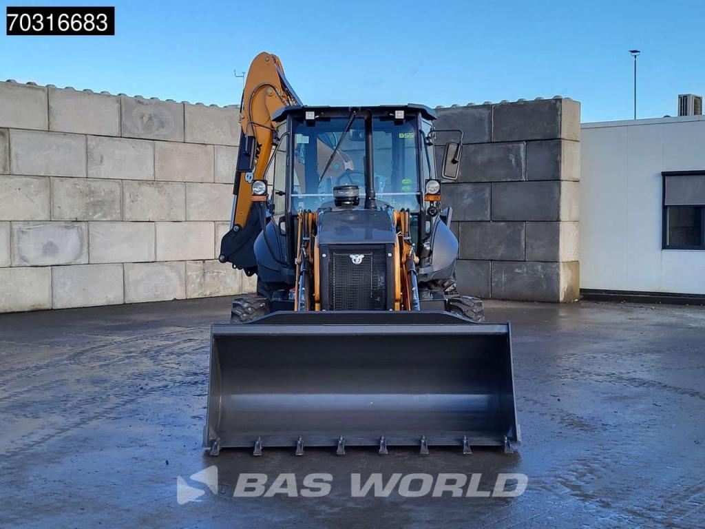 Case 851 NX A/C - 4WD - Central Pivot Photo 23