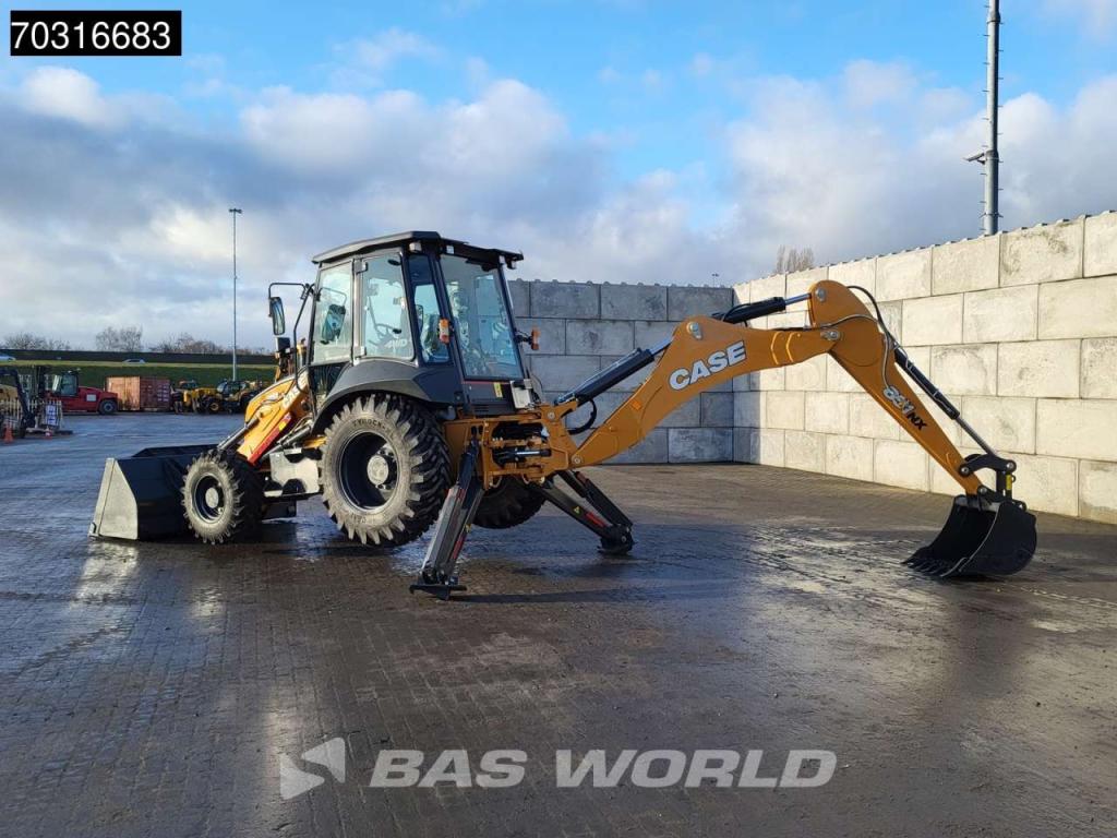 Case 851 NX A/C - 4WD - Central Pivot Photo 9