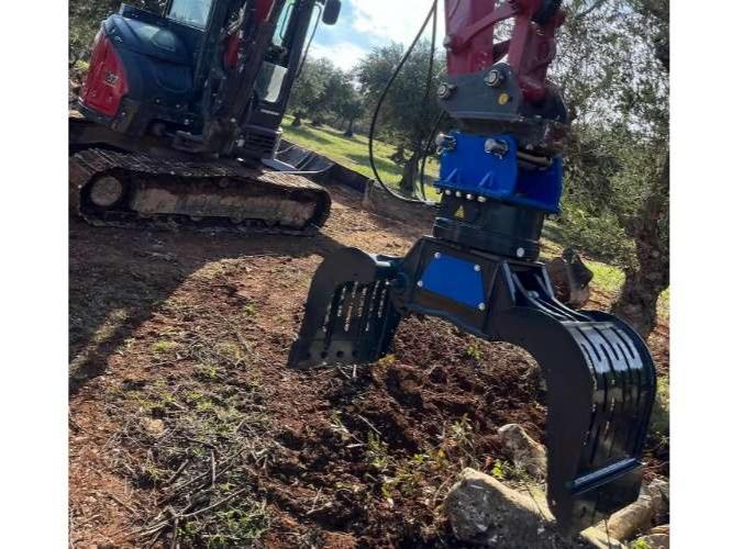 EMM Pinza selezionatrice escavatore 15 / 40 q.li Photo 1