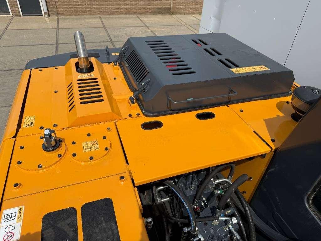 Hyundai R215 Smart Plus *2025 Model* - New / Unused Photo 22