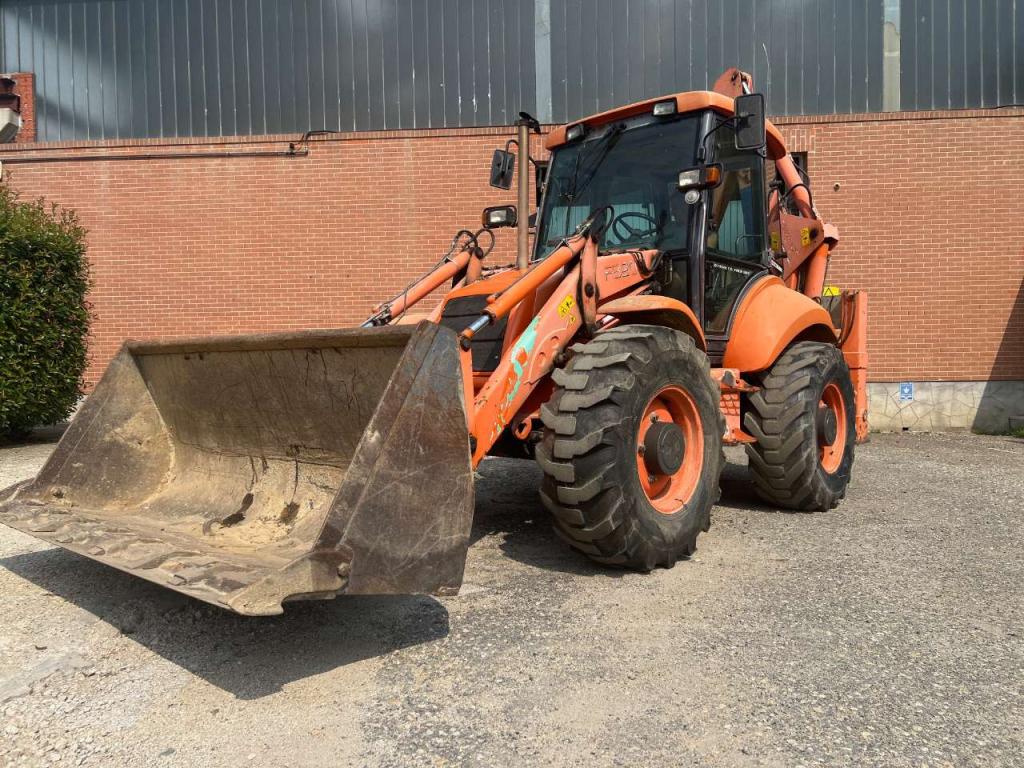 Fiat Hitachi FB200 Photo 1