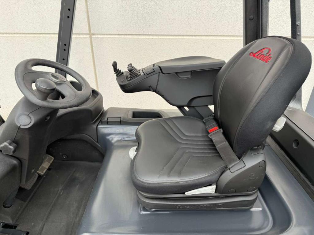 Linde E25-01 Photo 11