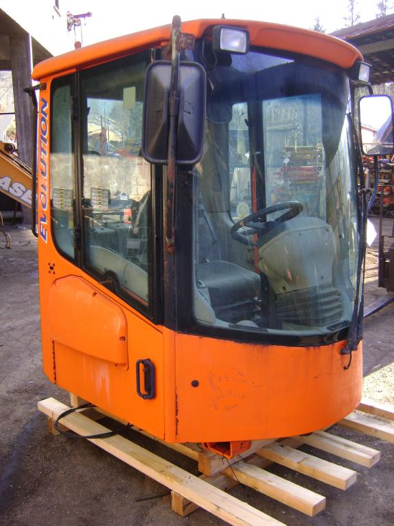 Cabine pour Fiat Kobelco W 130 Evolution Photo 3