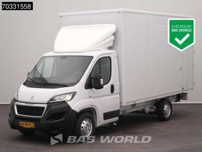 Peugeot Boxer 140PK Bakwagen Achterdeuren Airco Cruise Koffer Meubelbak A/C Cruise control en vente par BAS World B.V.