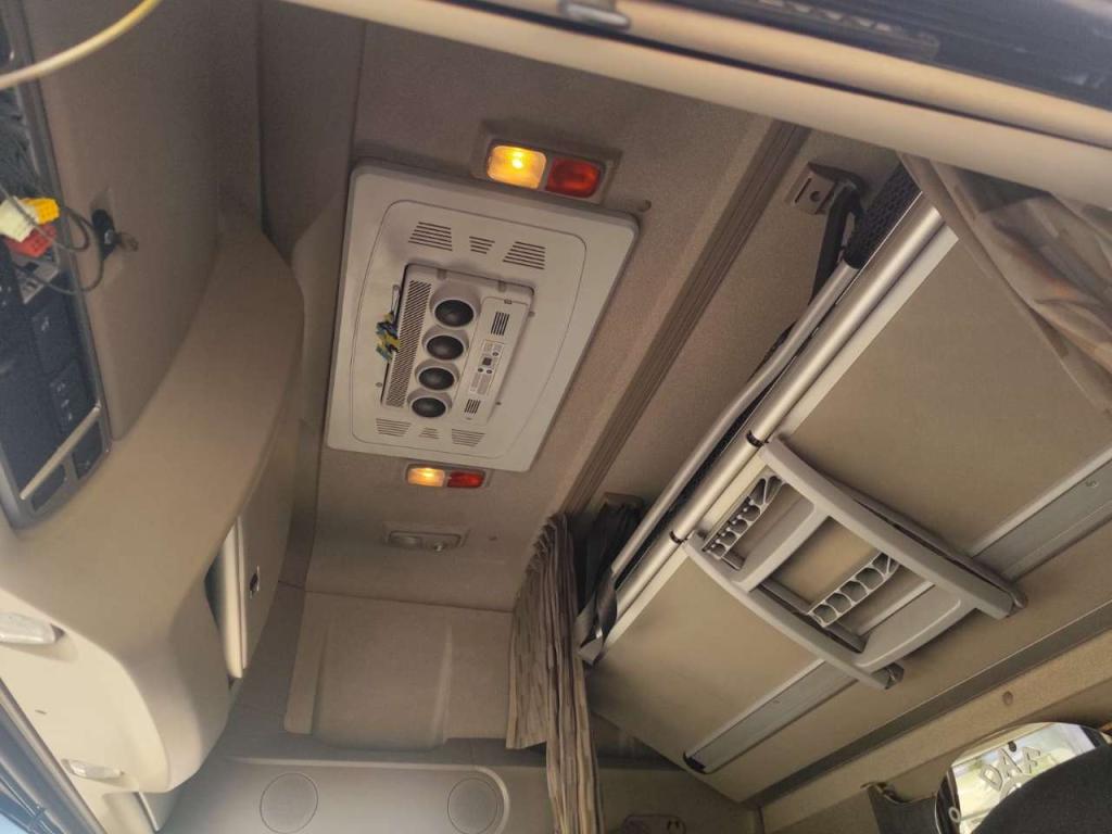 Daf XF460 Photo 16
