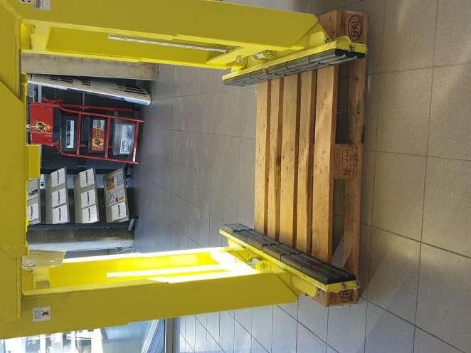 Tizmar PIBR - HYDR. GRIJPER 2500 KG Photo 1