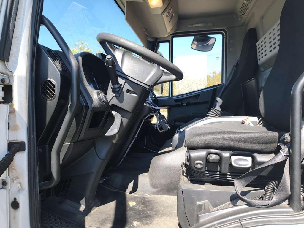 Iveco EUROCARGO CUBE 190-280L Photo 10