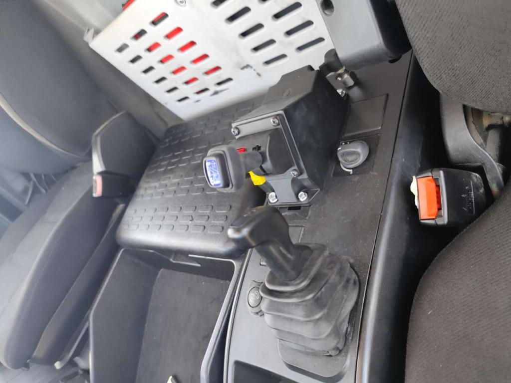 Iveco EUROCARGO 140-250 Photo 10