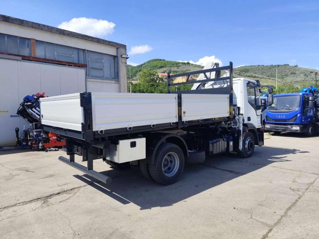 Iveco EUROCARGO 140-250 Photo 14