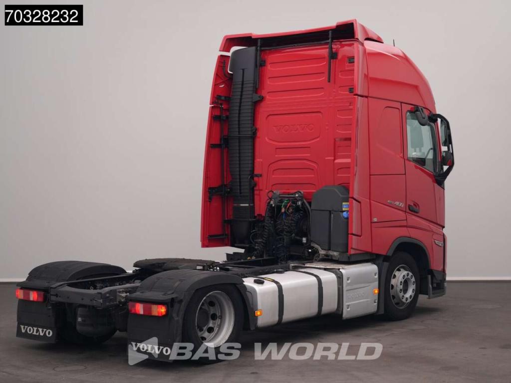Volvo FH 460 4X2 Mega XL 2x Tanks Navi ACC Photo 5