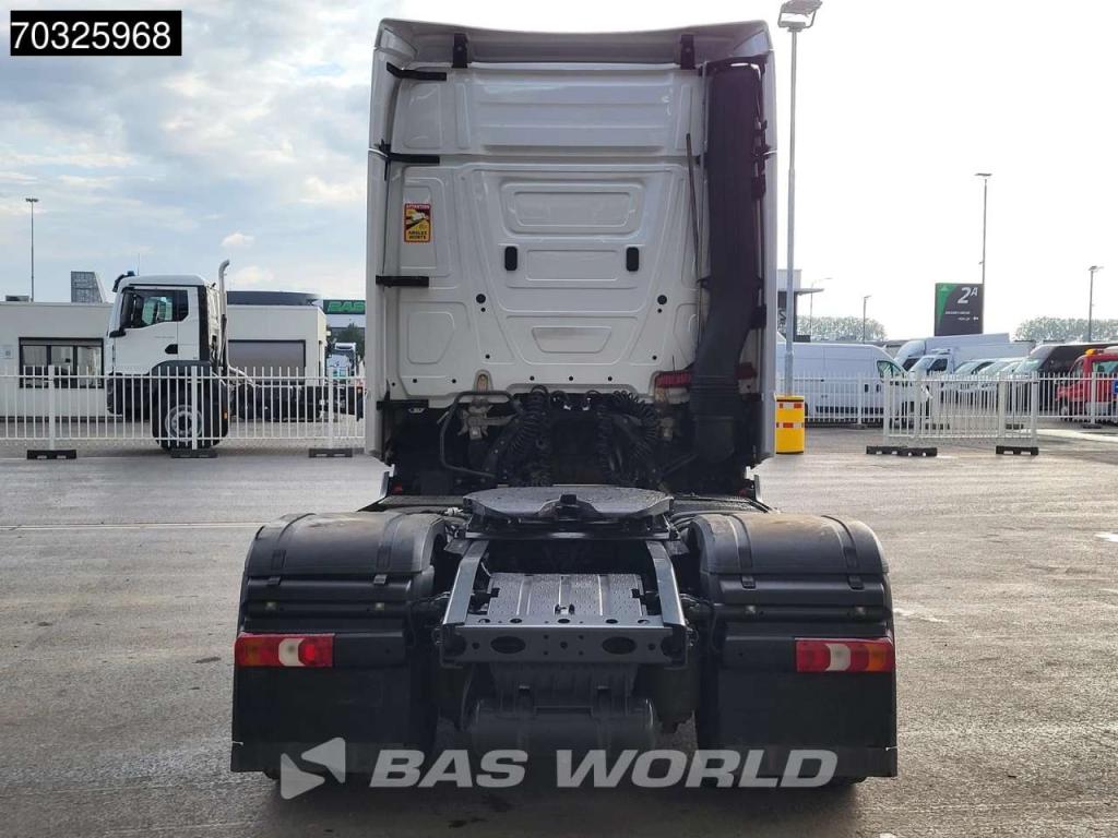Mercedes-Benz Actros L 1845 4X2 BigSpace Retarder 2xTanks Standklima Photo 10