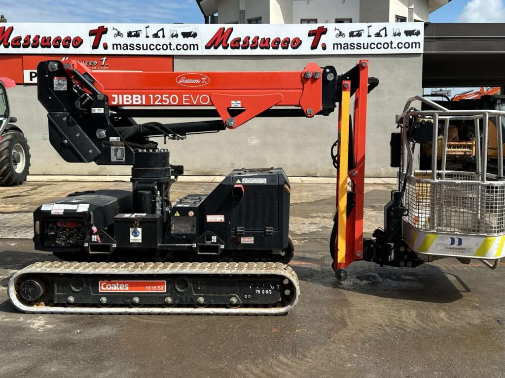Almacrawler Jibbi 1250 EVO Photo 16