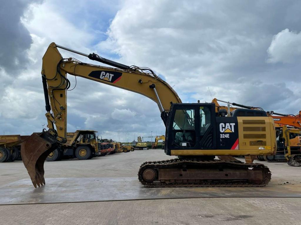 Caterpillar 324EL Photo 1