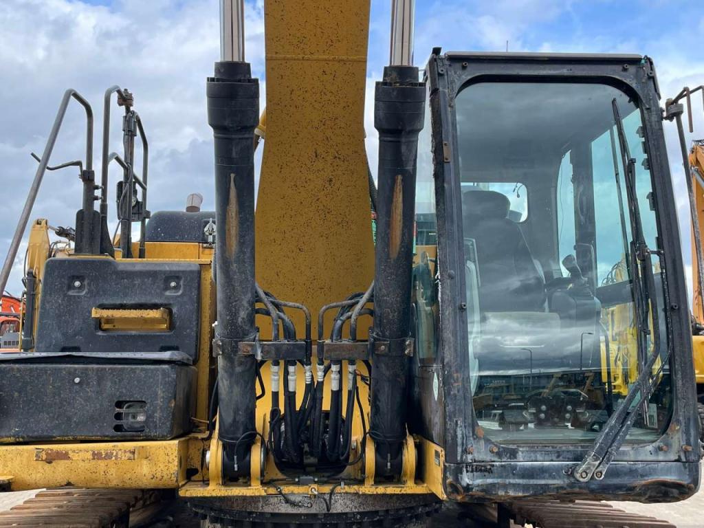 Caterpillar 324EL Photo 10