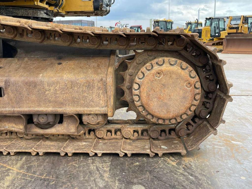 Caterpillar 324EL Photo 16