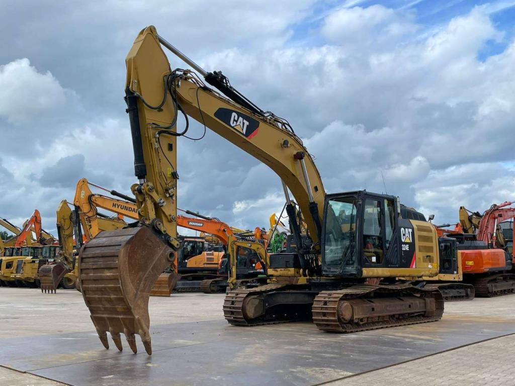 Caterpillar 324EL Photo 2