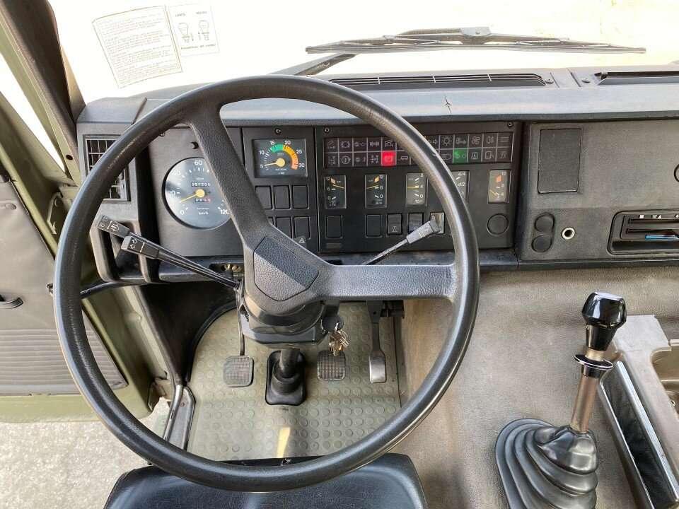 Iveco 260-35 Photo 10