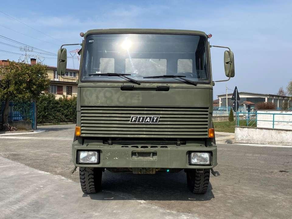 Iveco 260-35 Photo 15