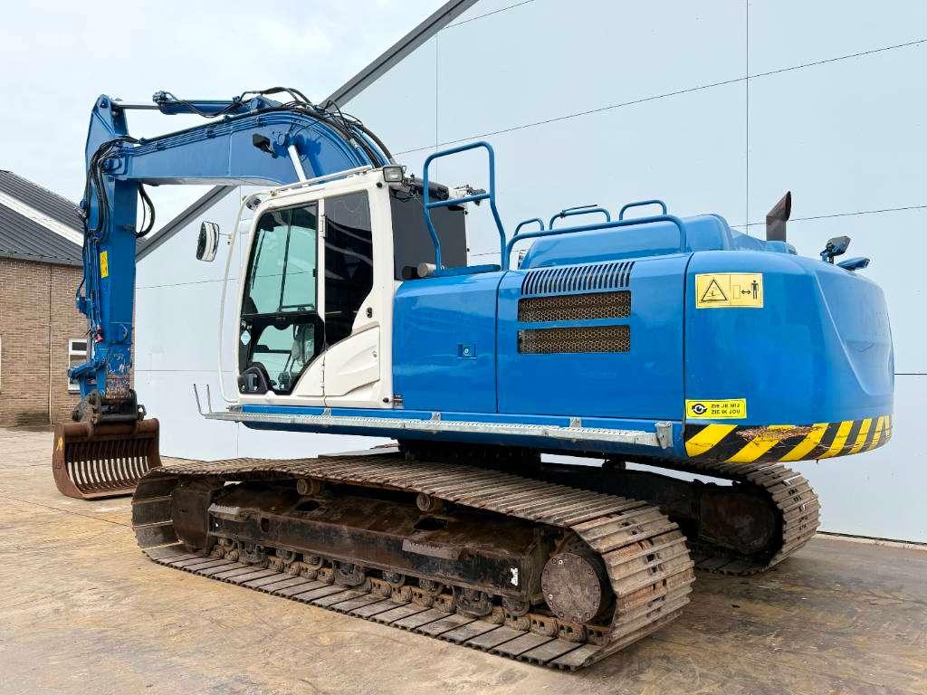 Hitachi ZX250LC-6 - Hammer Lines / Isuzu Engine Photo 3