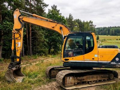Hyundai ROBEX140LC9 en vente par Omeco Spa