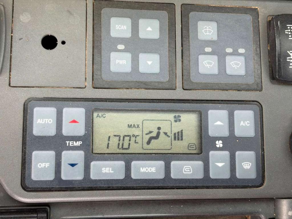 Doosan DX235NLC-5 Photo 26