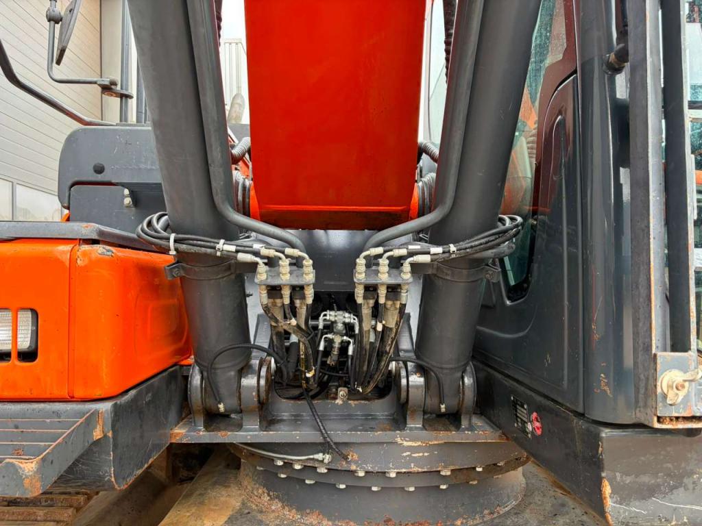 Doosan DX235NLC-5 Photo 28