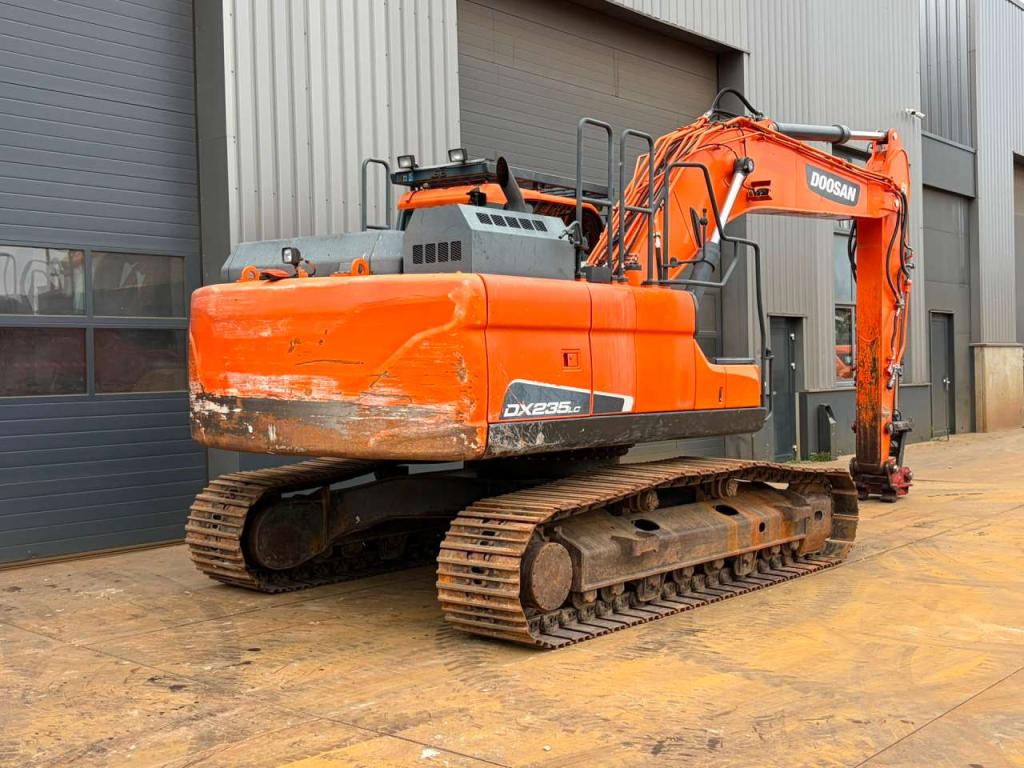 Doosan DX235NLC-5 Photo 5