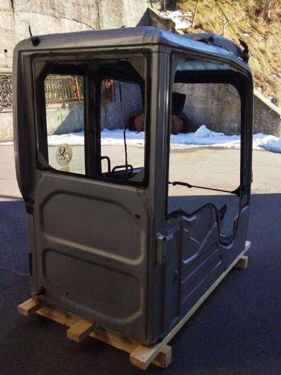 Cabine pour New Holland Serie C Photo 7