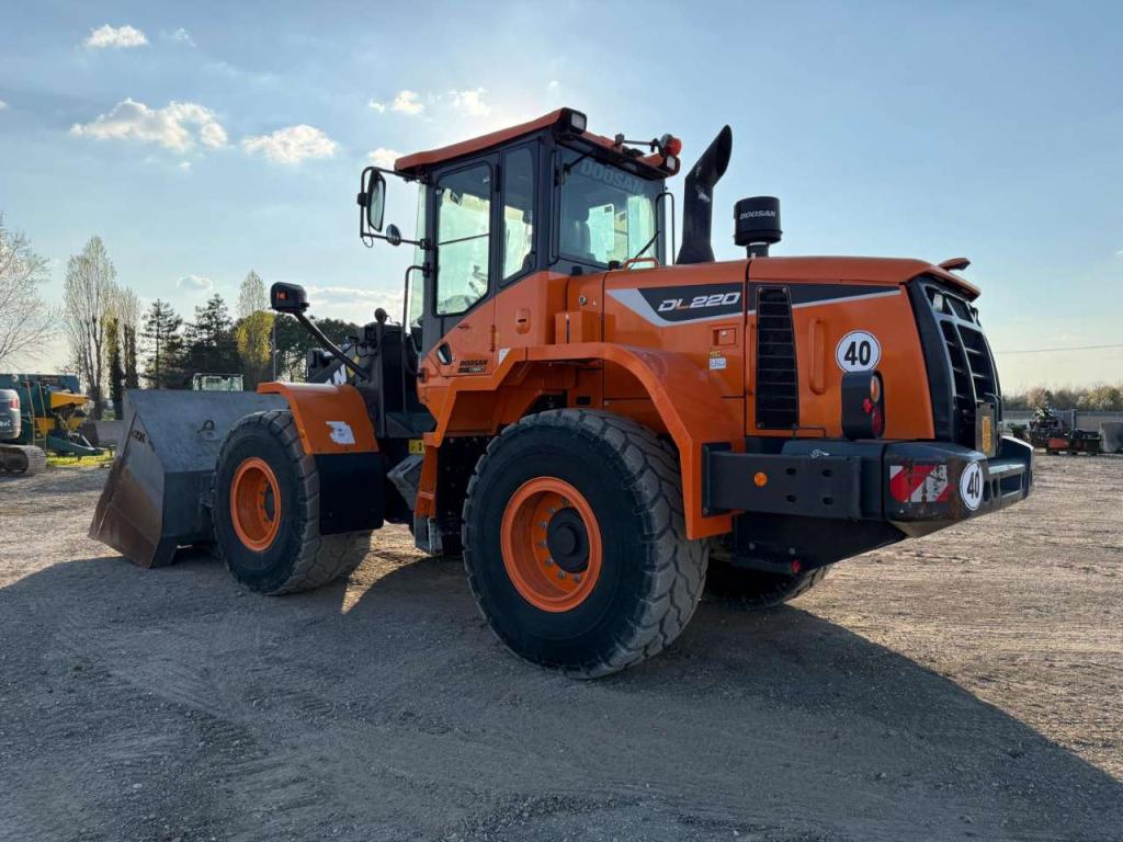 Doosan DL220-5 Photo 4