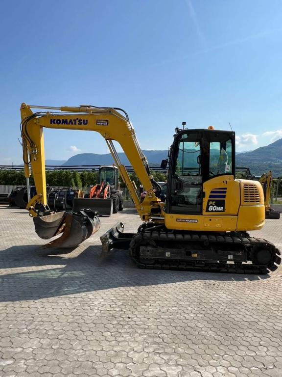 Komatsu PC80MR-5E0 Photo 6