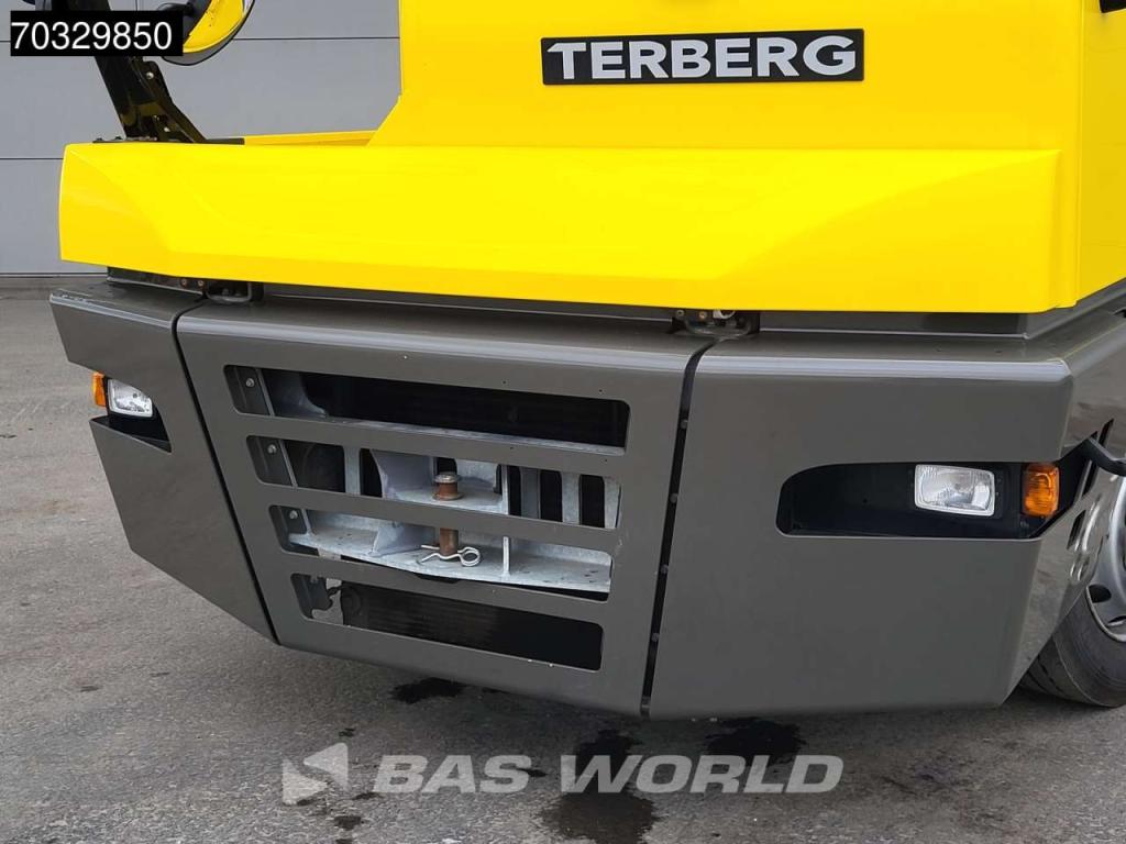 Terberg YT223 4X2 Big-Axle Hebesattel Photo 10
