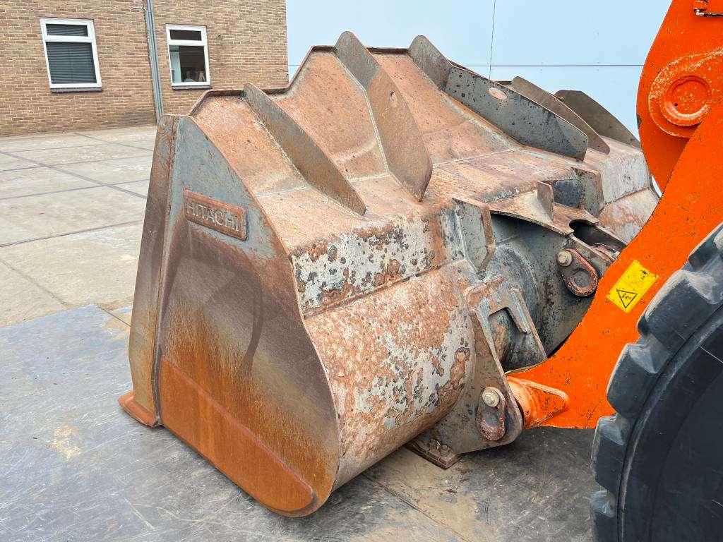 Hitachi ZW310-6 - Automatic Greasing / GOOD TYRES Photo 20