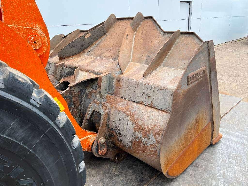 Hitachi ZW310-6 - Automatic Greasing / GOOD TYRES Photo 21