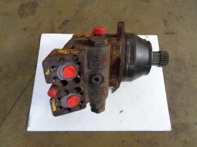 Moteur de traction pour Liebherr 912 en vente par PRV Ricambi Srl