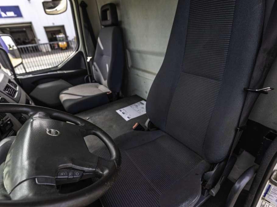Volvo FL 240 (12T.) + DHOLLANDIA 2T. Photo 13