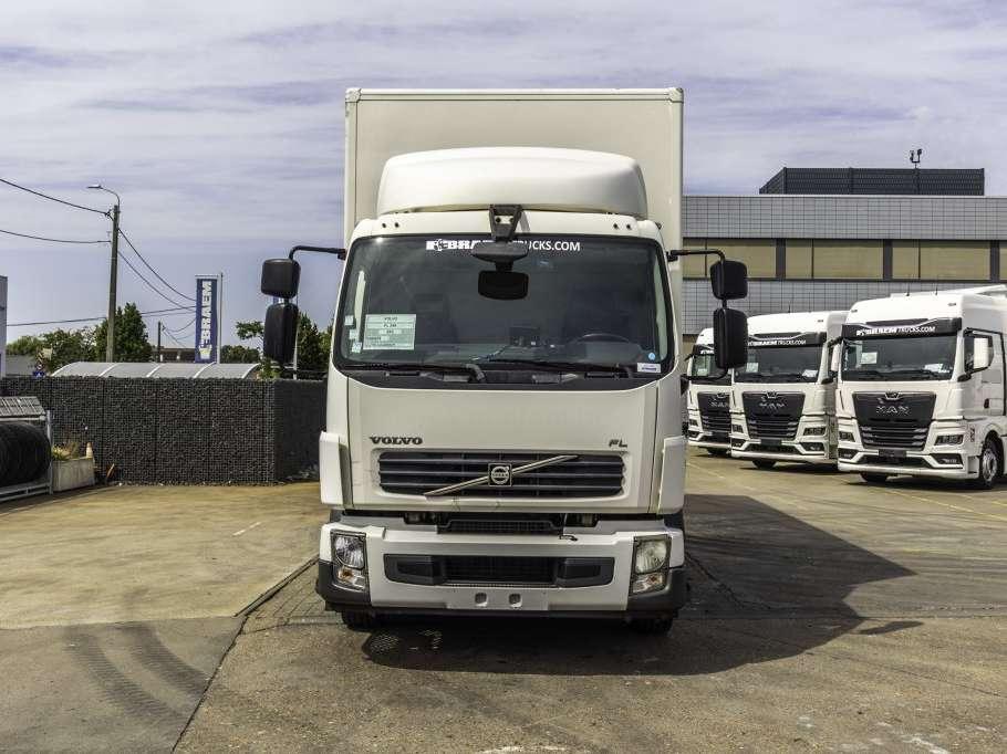 Volvo FL 240 (12T.) + DHOLLANDIA 2T. Photo 2