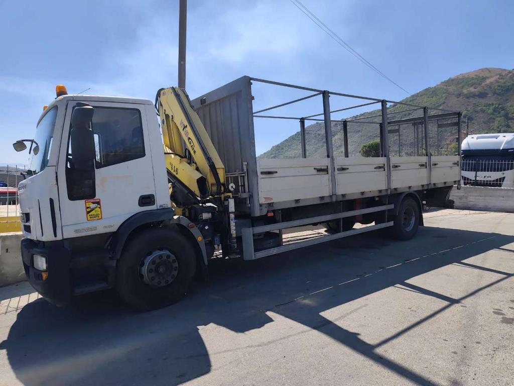 Iveco EUROCARGO 180E25K Photo 18