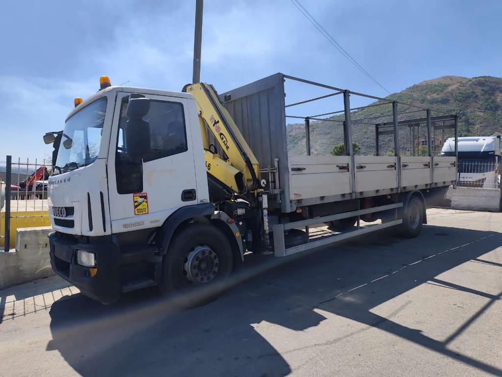 Iveco EUROCARGO 180E25K Photo 19